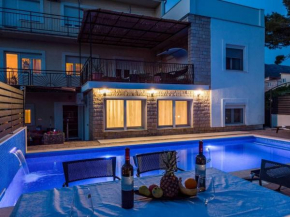 Apartment Zdene - private pool